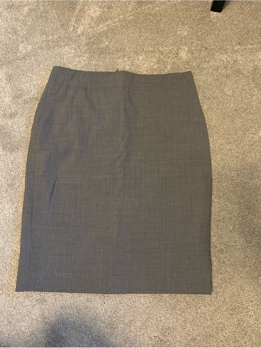 Banana Republic Charcoal Pinstripe Pencil stretch Skirt 8